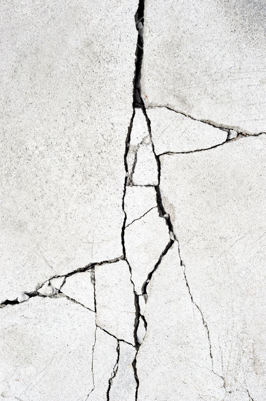 863x1300 Drawn Photos Cracked Wall