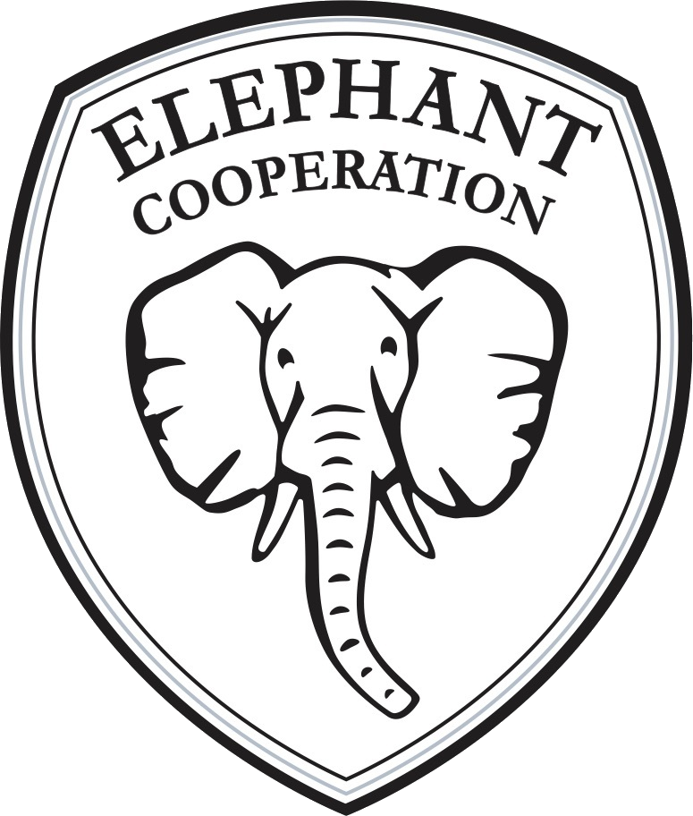 775x912 Elephant Cooperation