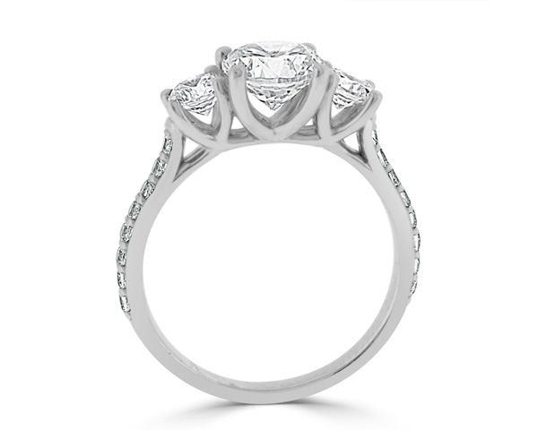 600x480 2.05ct Round Cut Three Stone Diamond Engagement Ring Tr1057