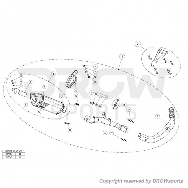 650x650 Akrapovic Yamaha R3 Racing Line Carbon Fiber Exhaust System