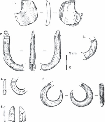 360x415 Drawings Of Fish Hooks Found On The Site Of Akab (United Arab