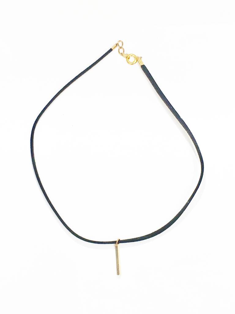 768x1024 Skinny Suede Choker With Gold Bar