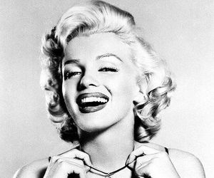 300x250 46 Images About Marilyn Monroe On We Heart It See More About