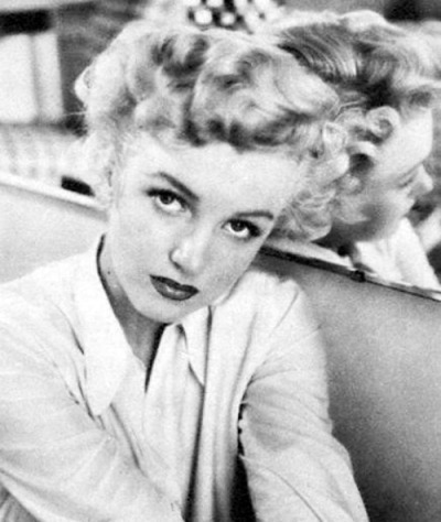 400x474 Miss Marilyn Monroe