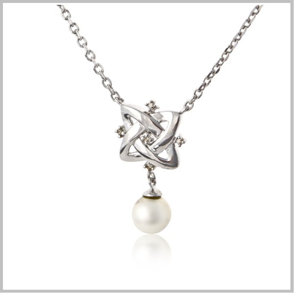 600x600 Celtic Knot Diamond And Pearl Necklace