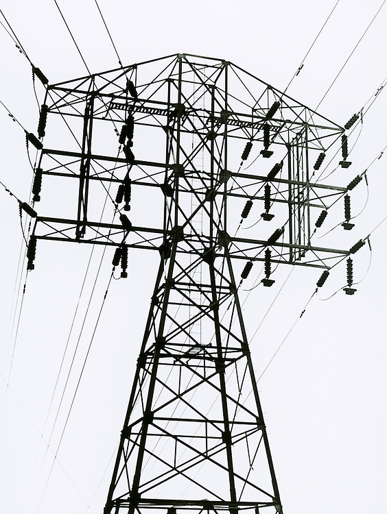 564x750 Power Lines Victorypix