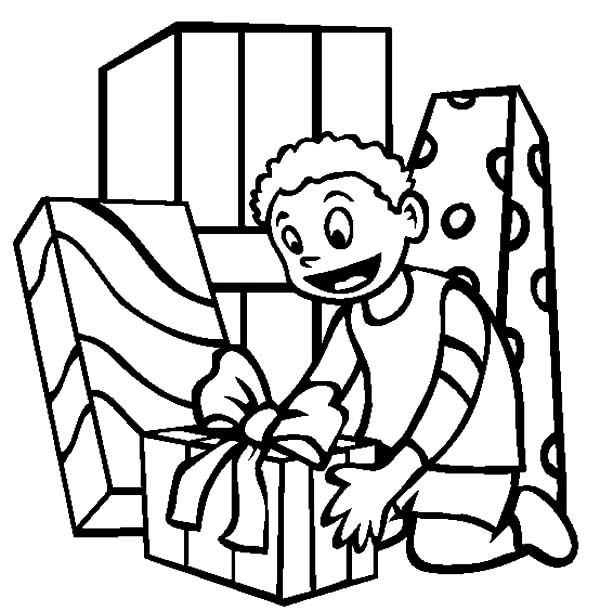 600x612 Birthday Boy Got A Lof Of Presents Coloring Pages Best Place