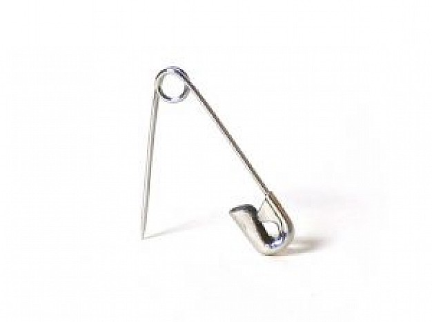 626x467 Safety Pin Photo Free Download