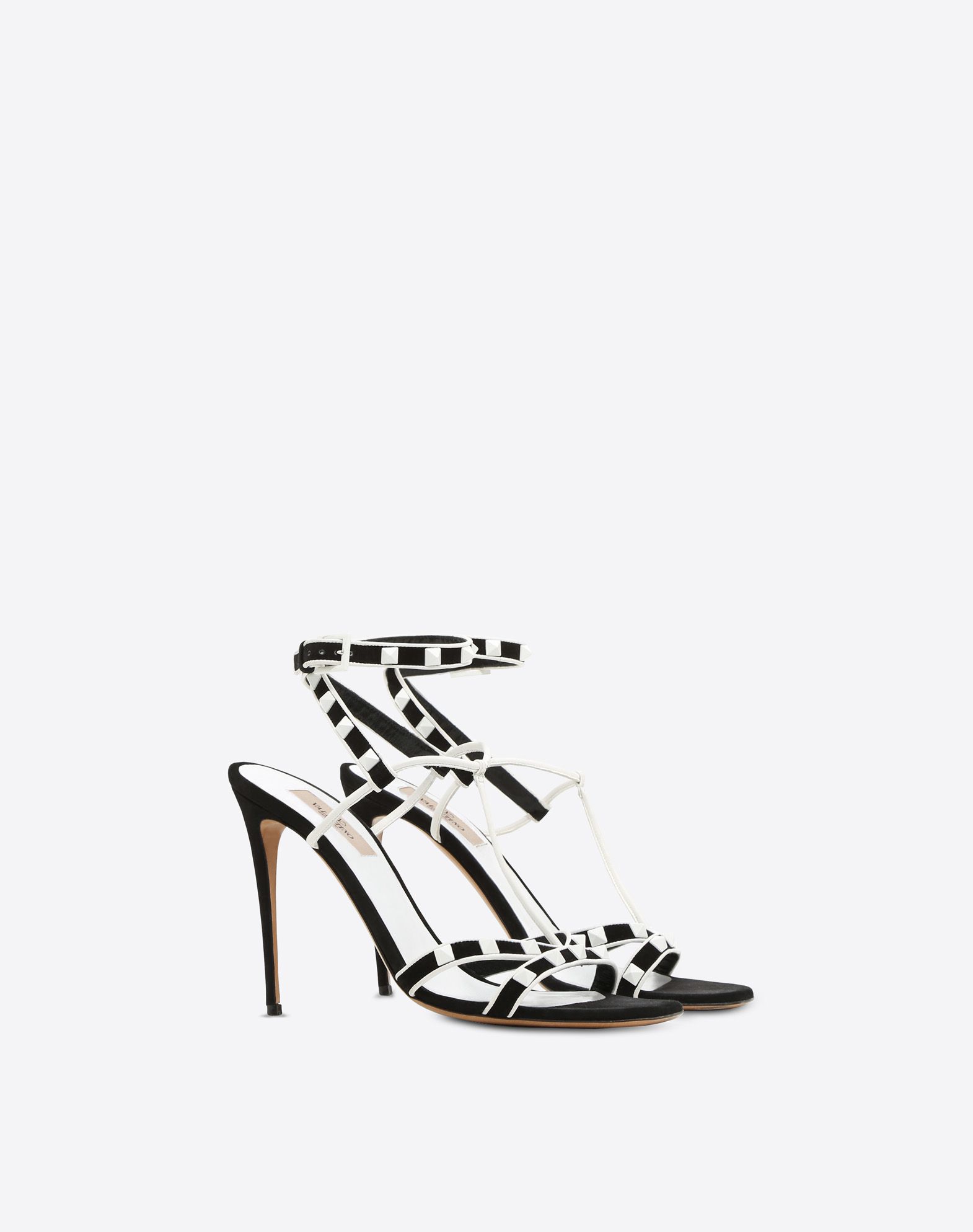 1570x1987 Women's Free Rockstud Sandal Valentino Garavani Valentino Online