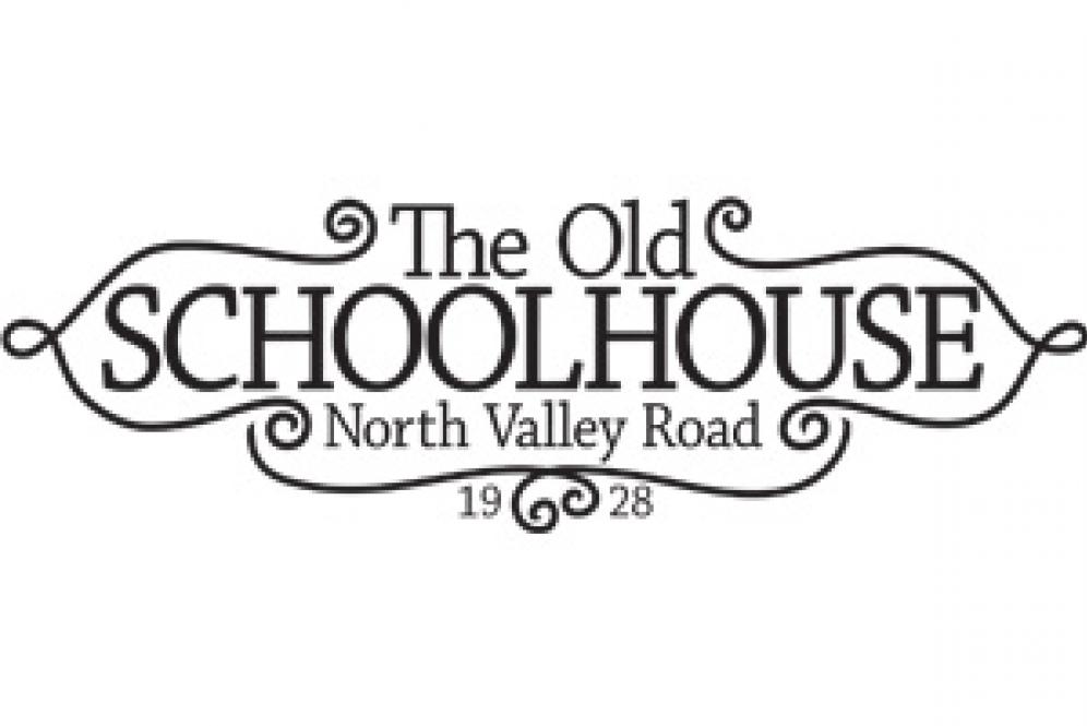 996x665 The Old Schoolhouse Oregon Bride