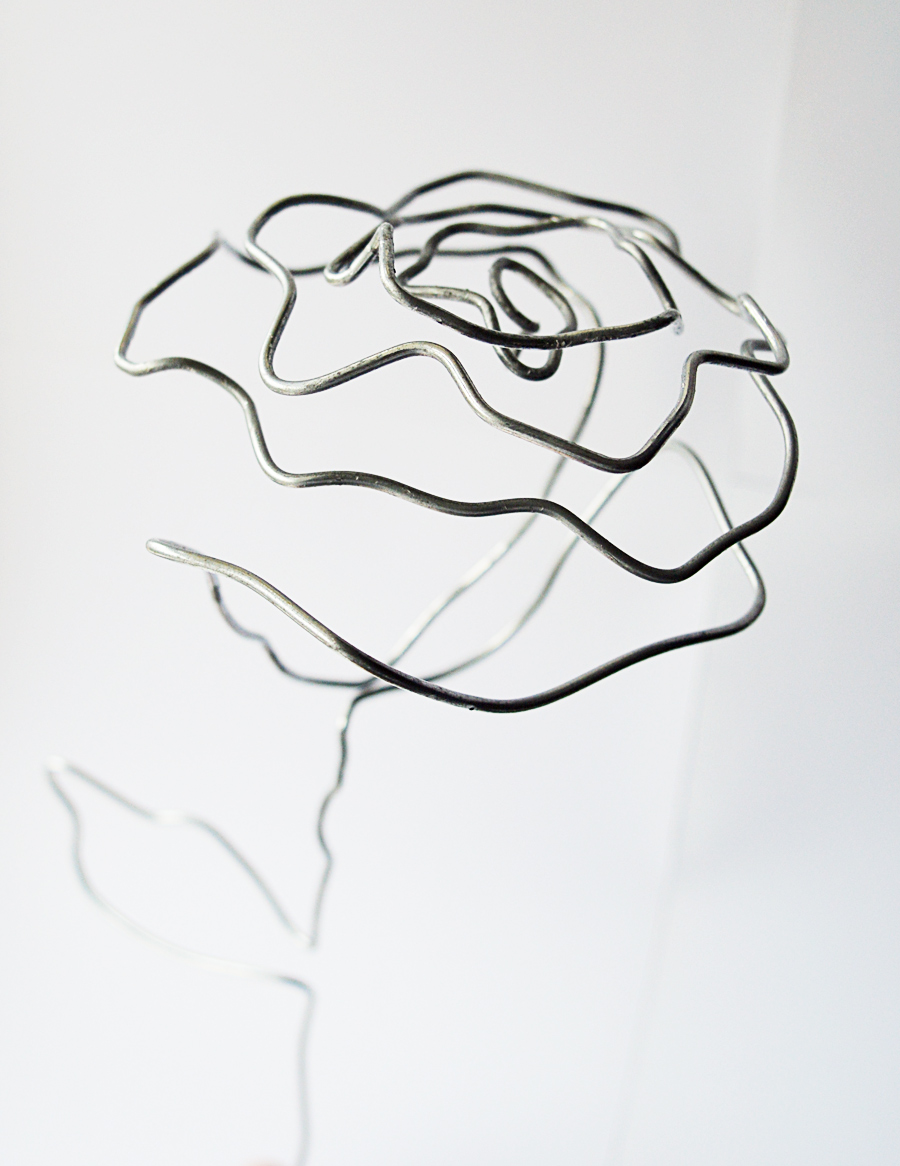 900x1166 Diy Wire Rose Bouquet