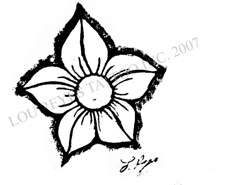 800x600 Small Flower Tatt By Loureyestattoo