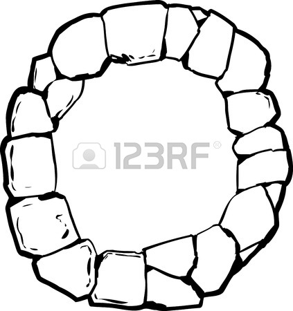 423x450 Outlined Drawing Of Top Down View On Old Well Full Of Water Over