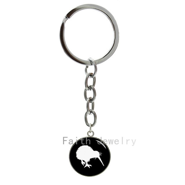 640x640 Vintage Kiwi Bird Key Chain Minimalist New Zealand Kiwi Art
