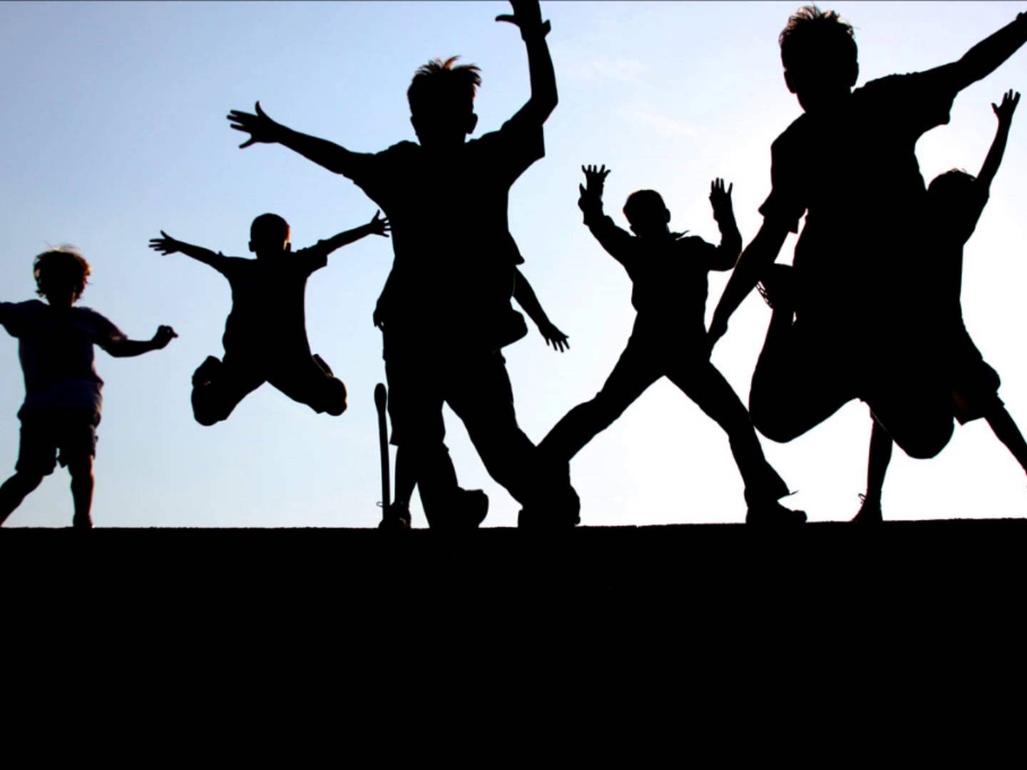 1440x1080 Movement In The Classroom