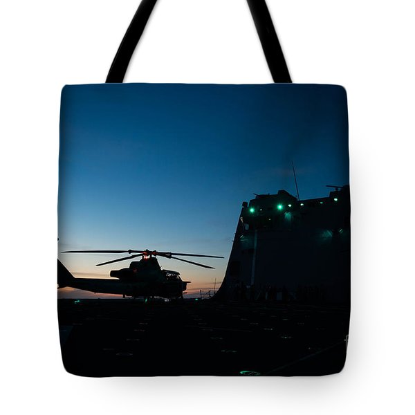 600x600 Cobra Helicopter Tote Bags Fine Art America
