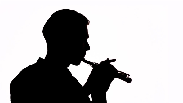 590x332 Guy Plays Flute In Style Beatbox. Profile