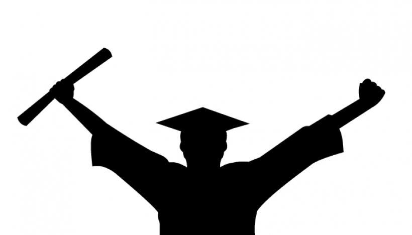 820x468 Clipart Graduate Silhouette