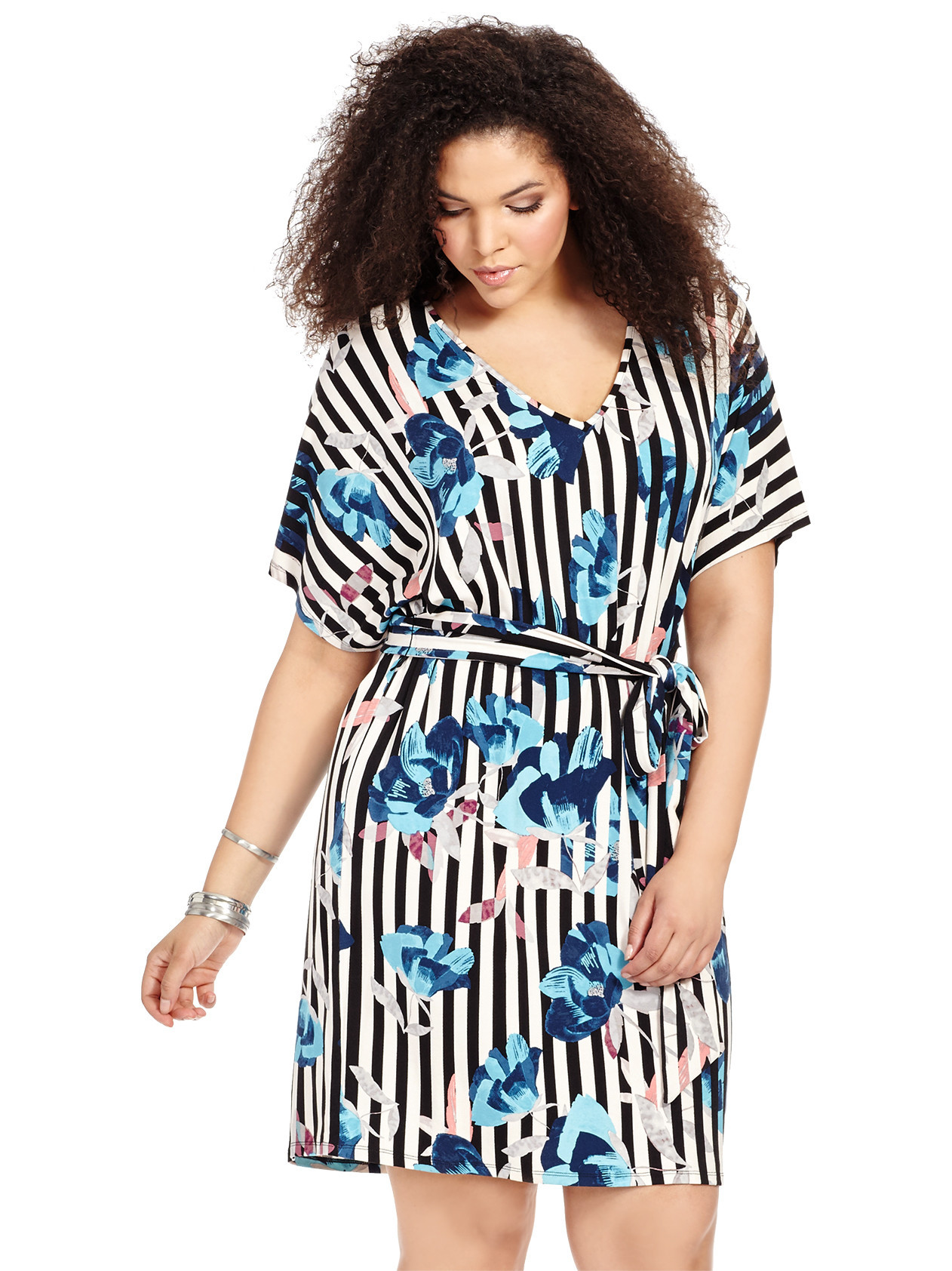 1262x1684 Plus Size Hourglass Body Shape Summer Fashion Guide