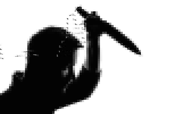 595x402 People, Public, Blade, Stabbing, Sharp, Knife, Vicious, Stab