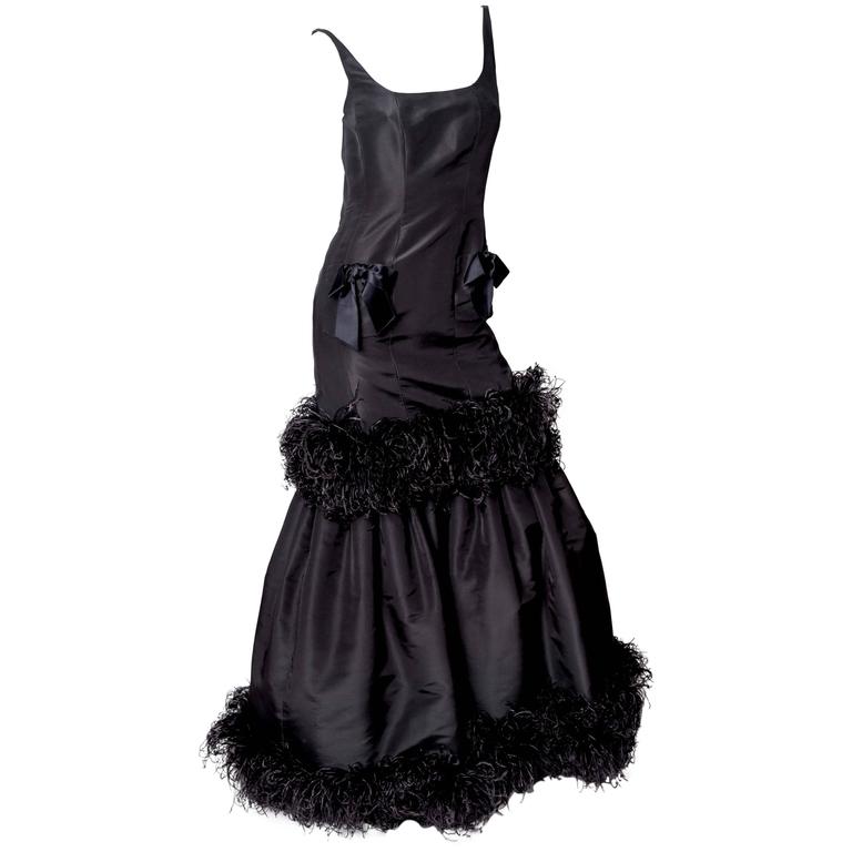 768x768 Oscar De La Renta Black Taffeta Ostrich Feather Mermaid Silhouette