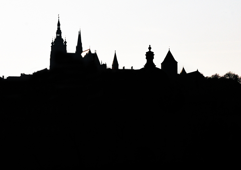 1024x724 Prague Skyline Silhouette Mark1792