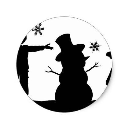 422x422 Kids Making Snowman Christmas Silhouette Scene Classic Round