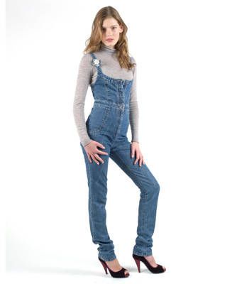 320x400 The Boyfriend Jean And 9 Other Timeless Denim Trends For Women