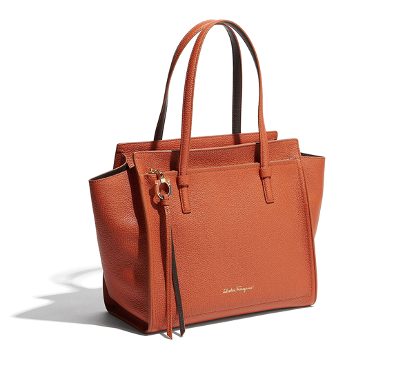 600x540 Pin By Jana Torbica On W I S H L I S T Medium Tote