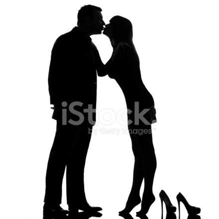 440x440 One Couple Kissing Man And Woman Barefoot Tiptoe Stock Photos