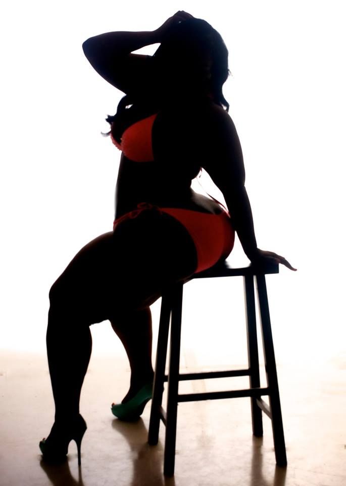 685x960 Silhouette Of A Plus Size Model Beautiful Woman