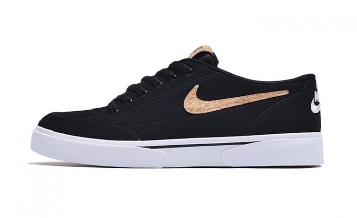 696x426 Nike Classic Tennis Cork Pack