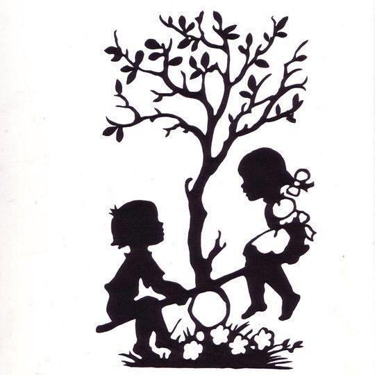 540x540 Papercut Silhouette Treekids Scherenschnitte