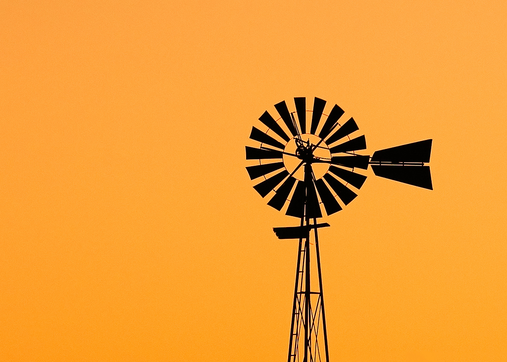 1024x732 Run Of The Wind Mill The Silhouette Of A Windmill Outside
