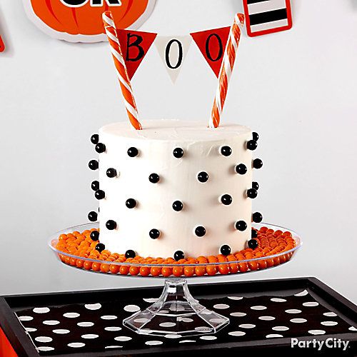 500x500 Favorite Cake Made In 6 In. X 3 In. Round Cake Pans Decorate W