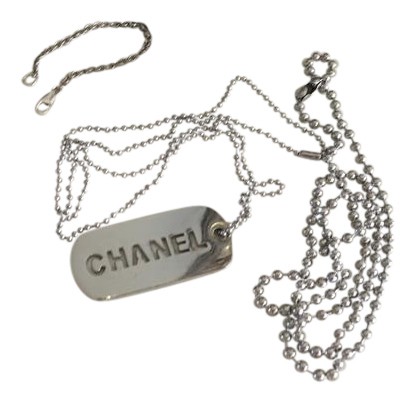 416x403 Chanel Silver Tone Versatile Dog Tag Pendant Keychain Or Purse