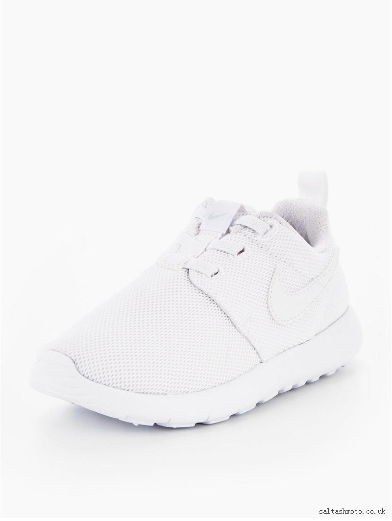 800x1064 Nike Roshe One Infant Children Trainers Bjk 38432 Shop