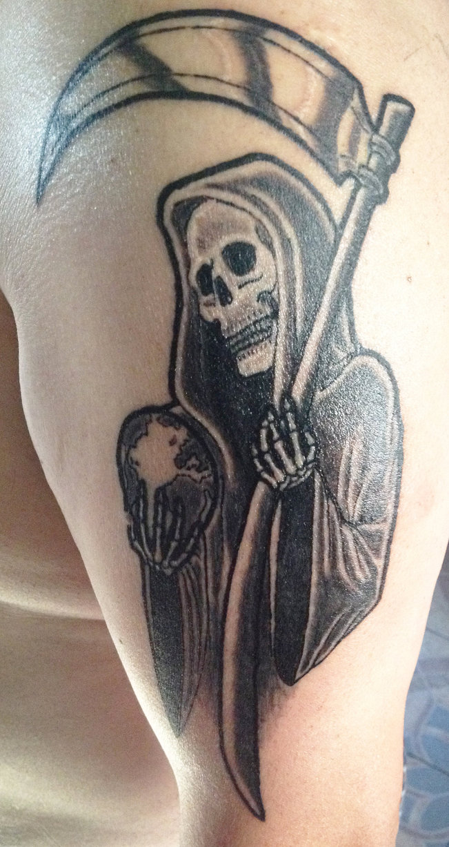 651x1227 Santa Muerte By D4rkel