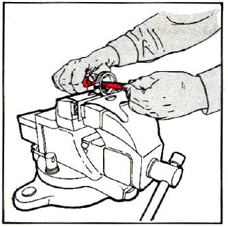 334x332 Using A Bearing Scraper