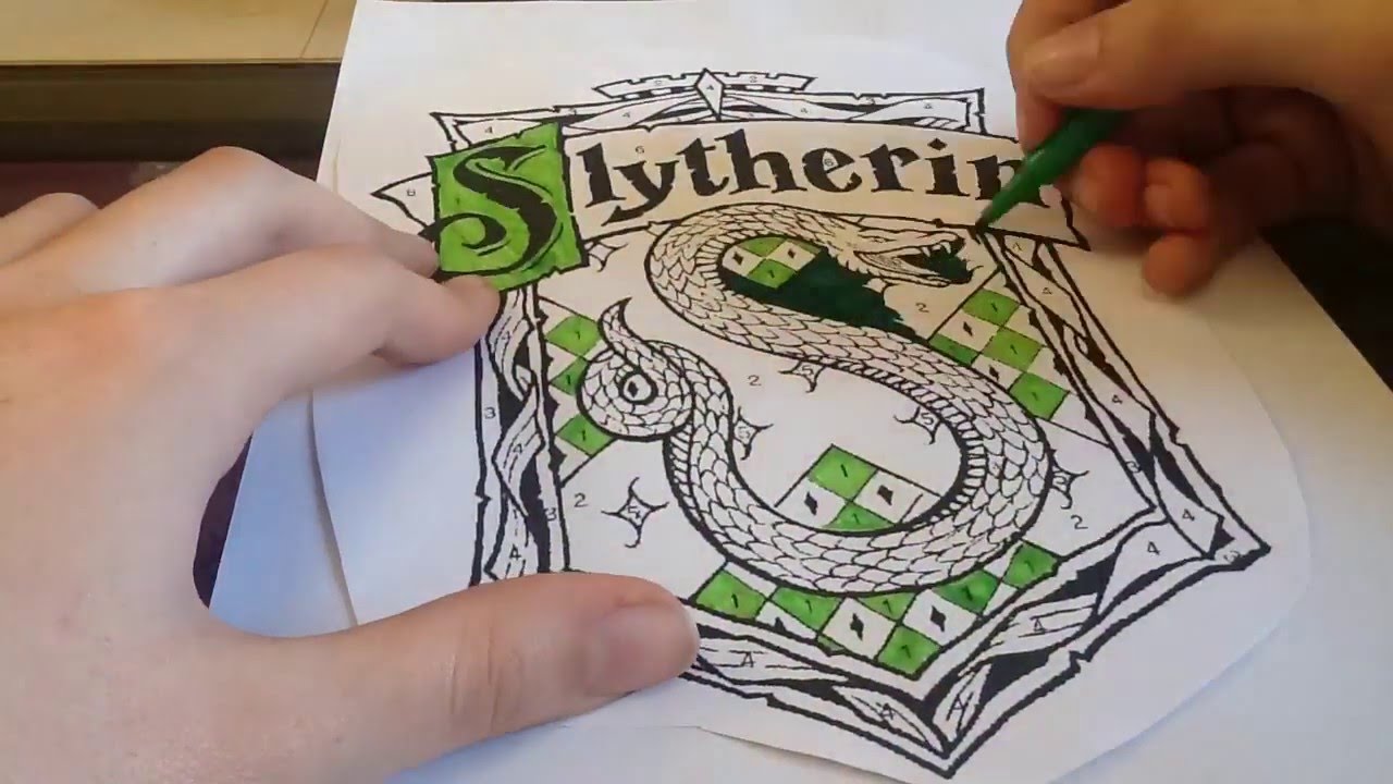 1280x720 Hogwarts Slytherin Logo Time Lapse