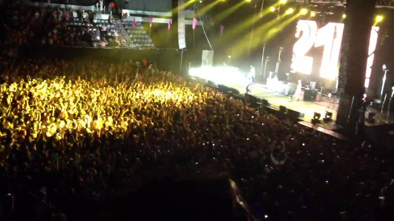 1280x720 Azealia Banks