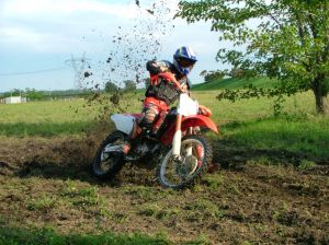 300x224 Red Dirt Bike Photo Free Download