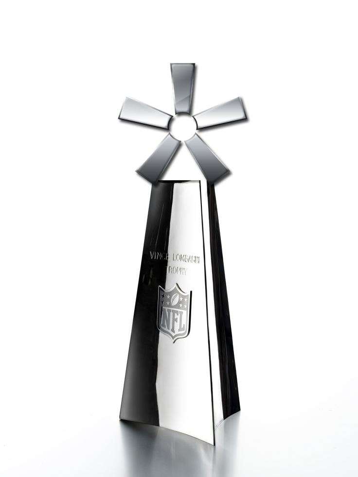 736x982 A Vector Illustration Of Gold Silver And Bronze Place Trophies