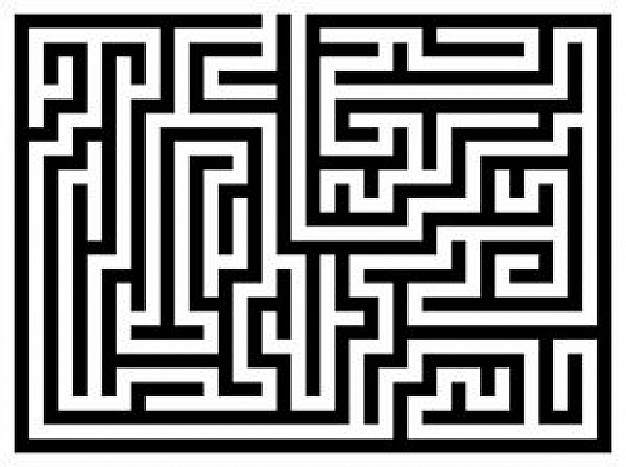 626x467 Maze Photo Free Download