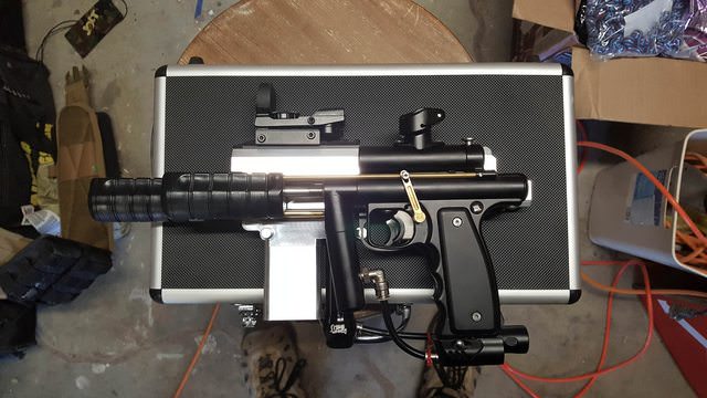 640x360 Niche Vector A With Brass