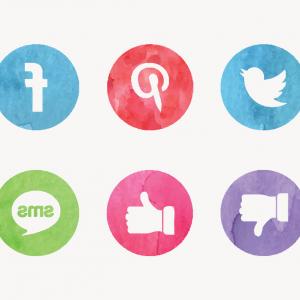 300x300 Free Watercolor Social Media Vector Icons Lazttweet