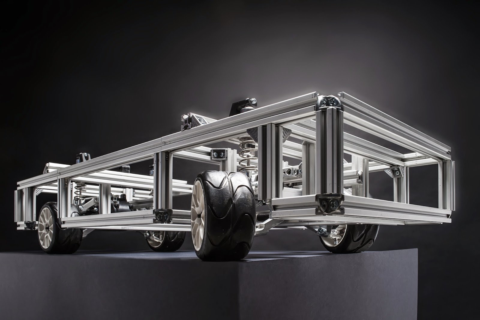 1600x1065 Torque Vector Steering Improves Electric Vehicle Energy Efficiency