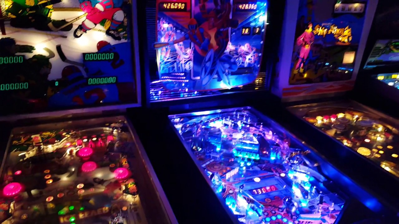 1280x720 Bally Vector Pinball Machine With Leds @ Midwest Gaming Classic