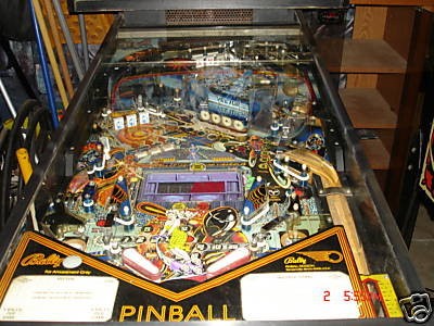 400x300 Vector Pinball Machine By Bally