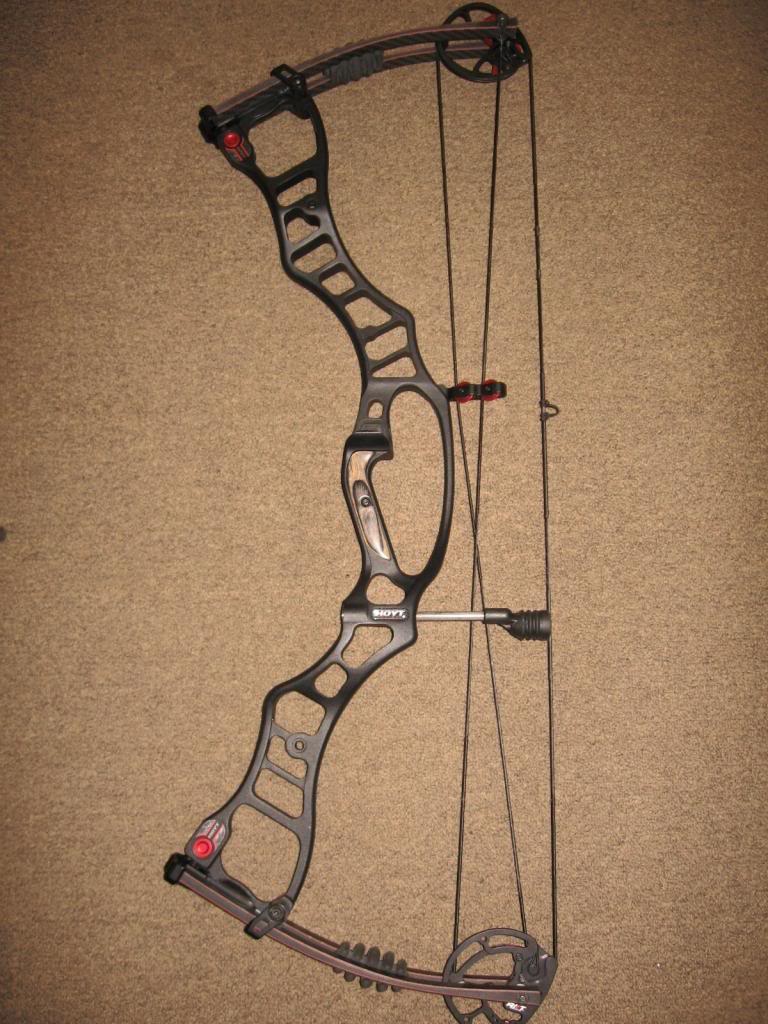 768x1024 Hoyt Vector Turbo